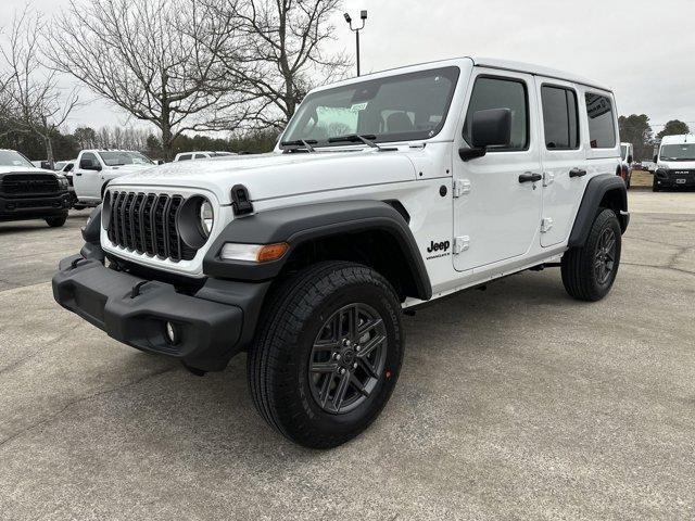 new 2025 Jeep Wrangler car, priced at $47,355