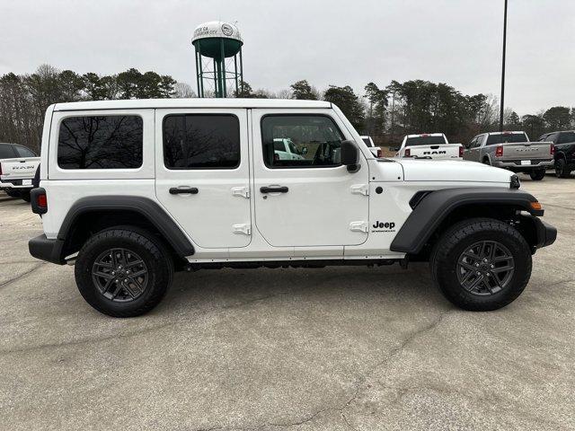 new 2025 Jeep Wrangler car, priced at $47,355