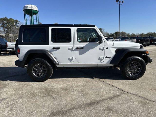 new 2025 Jeep Wrangler car, priced at $46,155