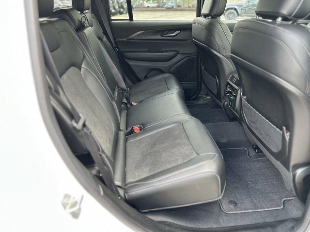 used 2025 Jeep Grand Cherokee car, priced at $39,997
