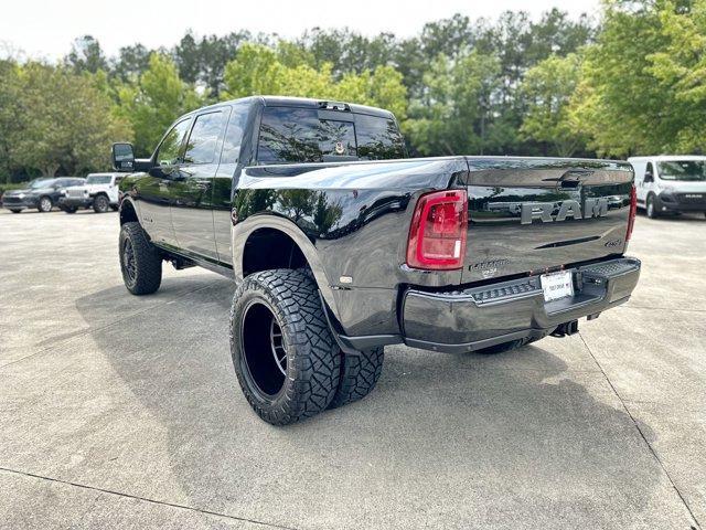 new 2025 Ram 3500 car, priced at $87,385