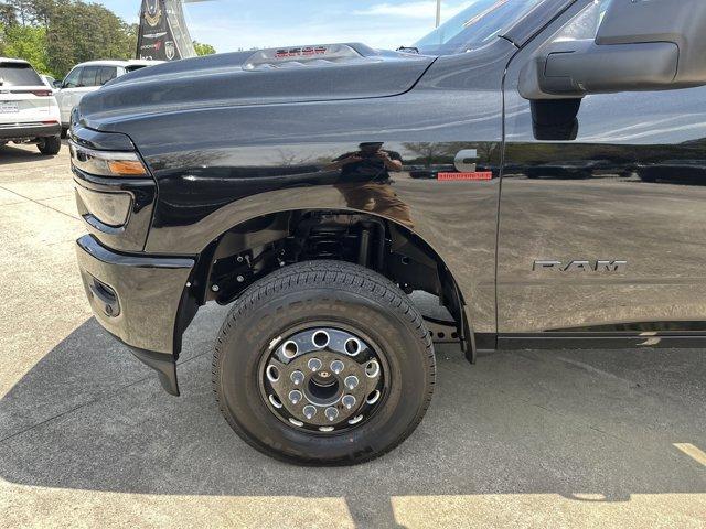 new 2025 Ram 3500 car, priced at $87,385