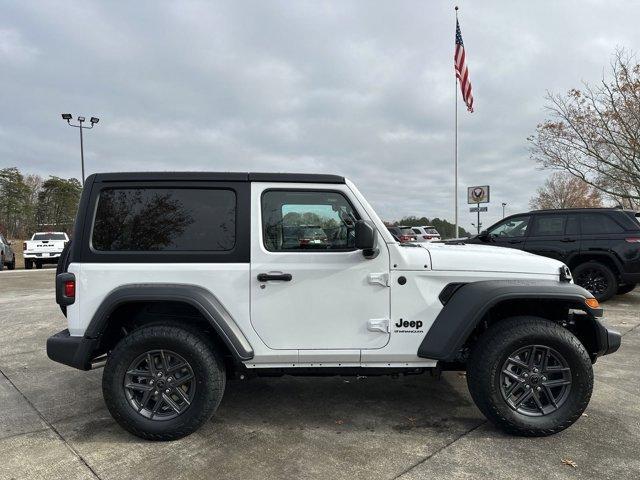 new 2025 Jeep Wrangler car, priced at $36,755