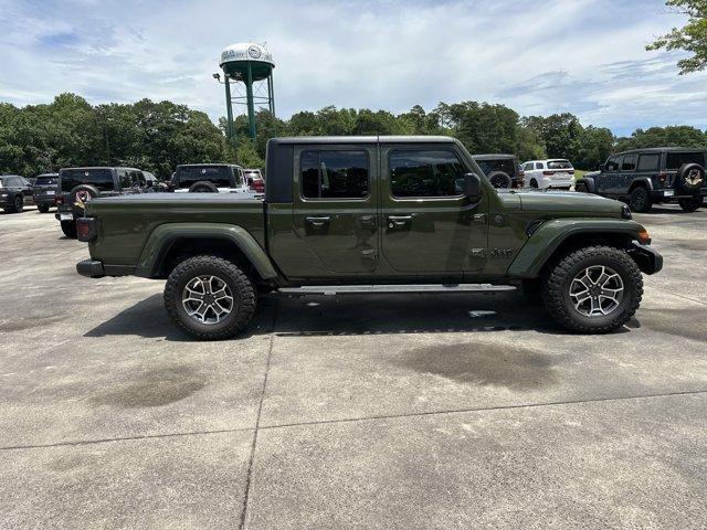 used 2024 Jeep Gladiator car, priced at $36,997