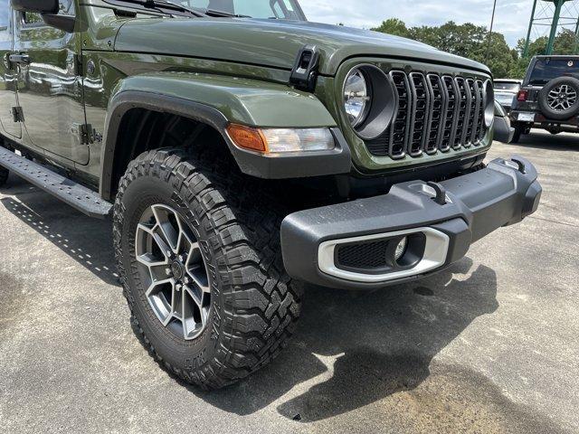 used 2024 Jeep Gladiator car, priced at $36,997