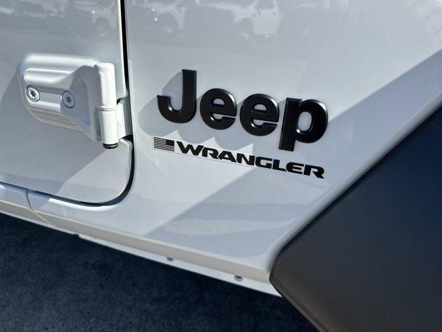 new 2025 Jeep Wrangler car, priced at $47,655