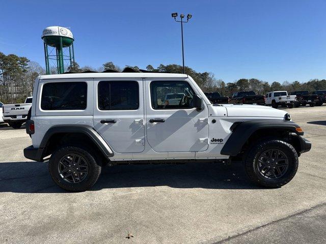 new 2025 Jeep Wrangler car, priced at $47,655