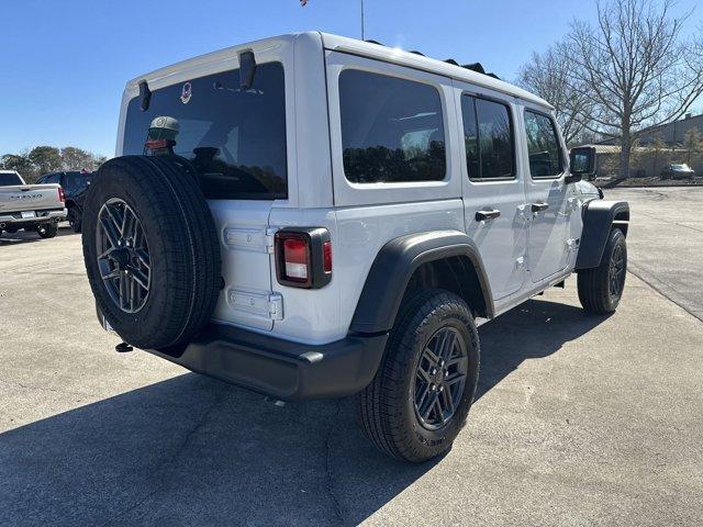 new 2025 Jeep Wrangler car, priced at $47,655