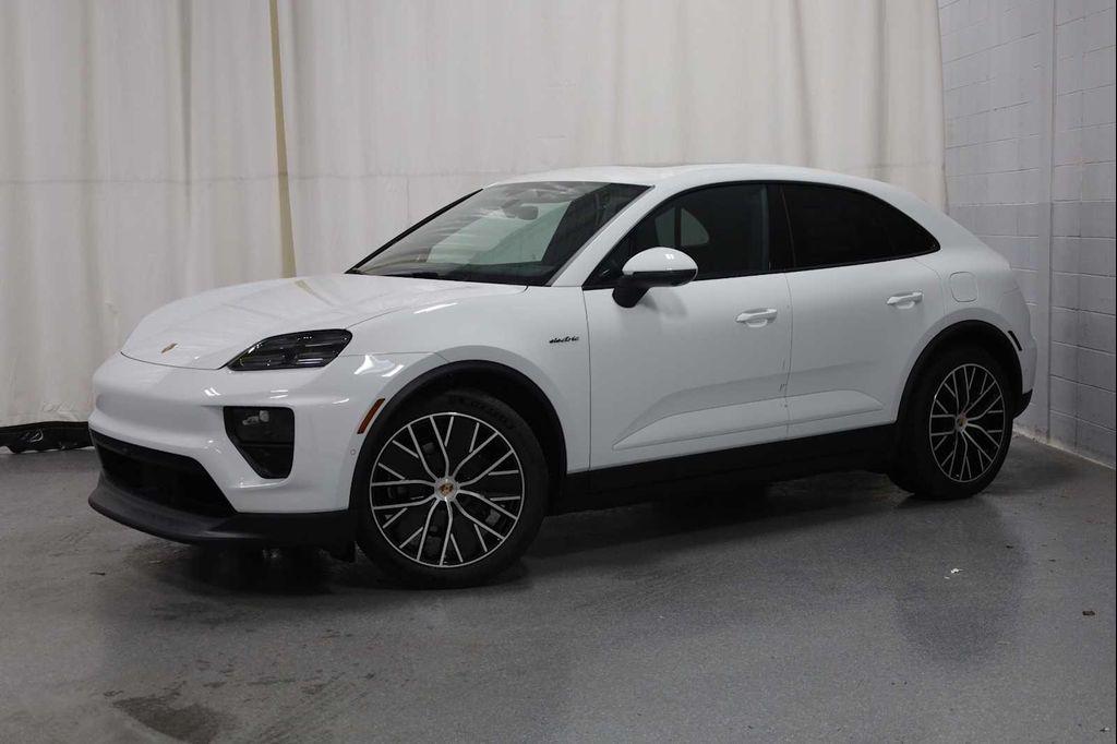 new 2025 Porsche Macan car, priced at $95,435