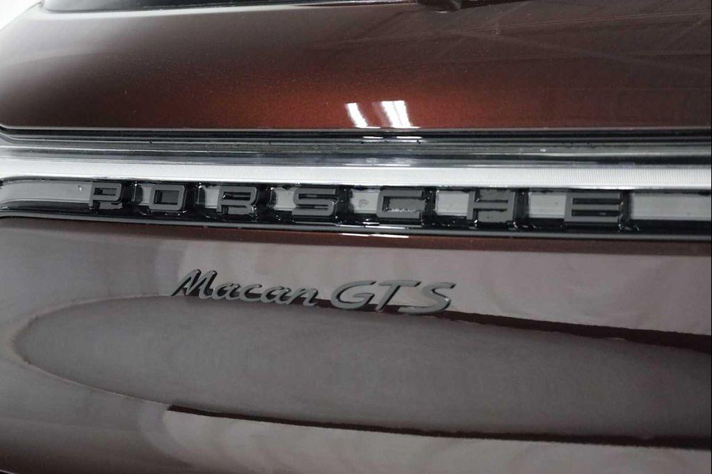 new 2025 Porsche Macan car, priced at $112,035