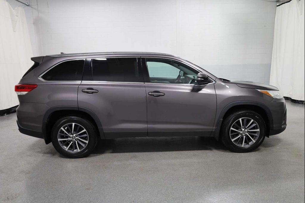 used 2019 Toyota Highlander car, priced at $24,995