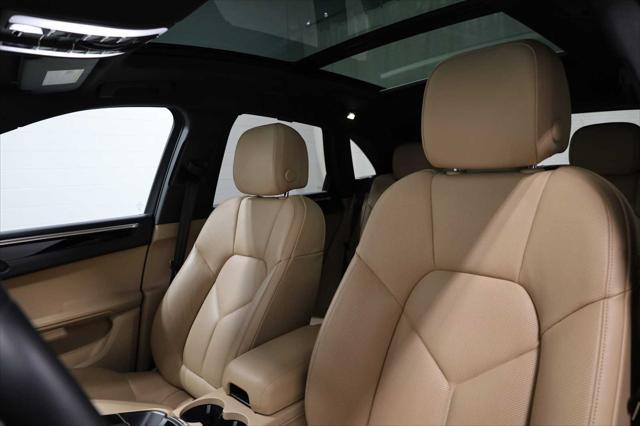 used 2023 Porsche Macan car