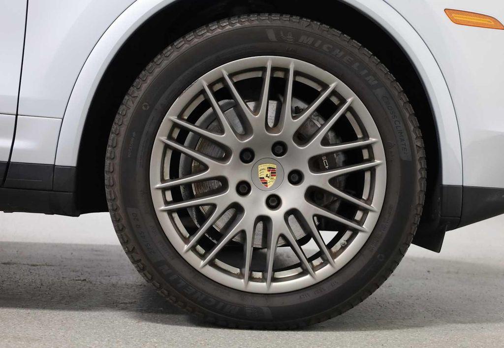 used 2017 Porsche Cayenne car, priced at $21,895