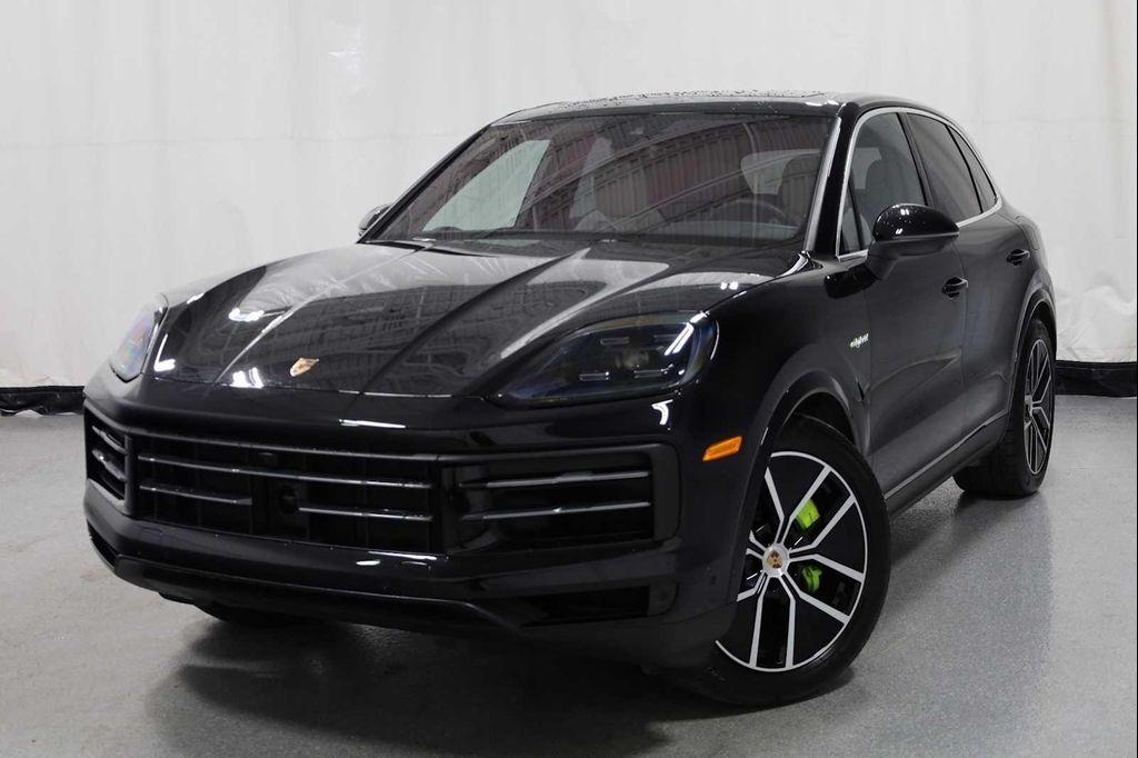 used 2025 Porsche Cayenne car, priced at $119,995