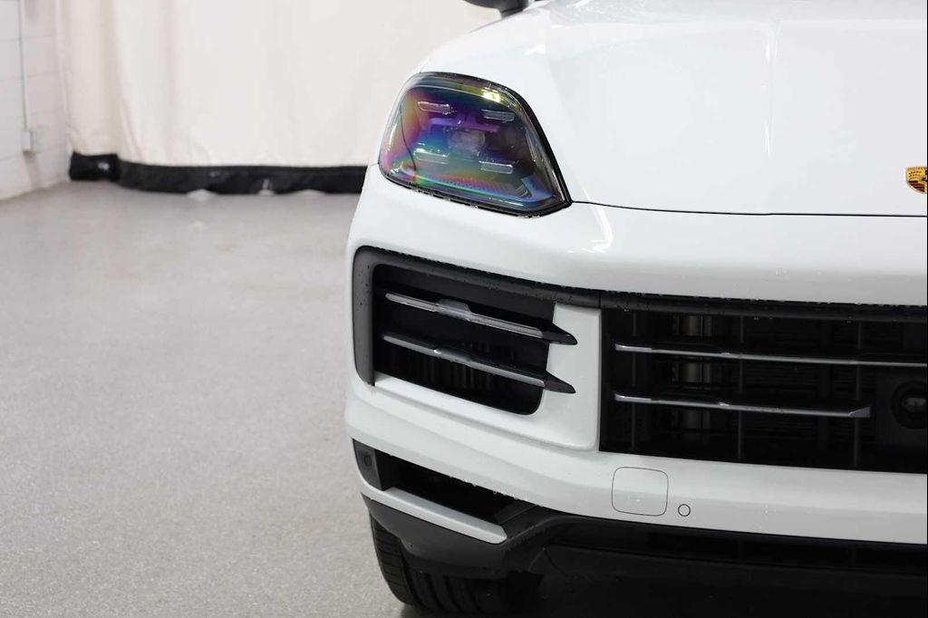 used 2024 Porsche Cayenne car, priced at $77,900