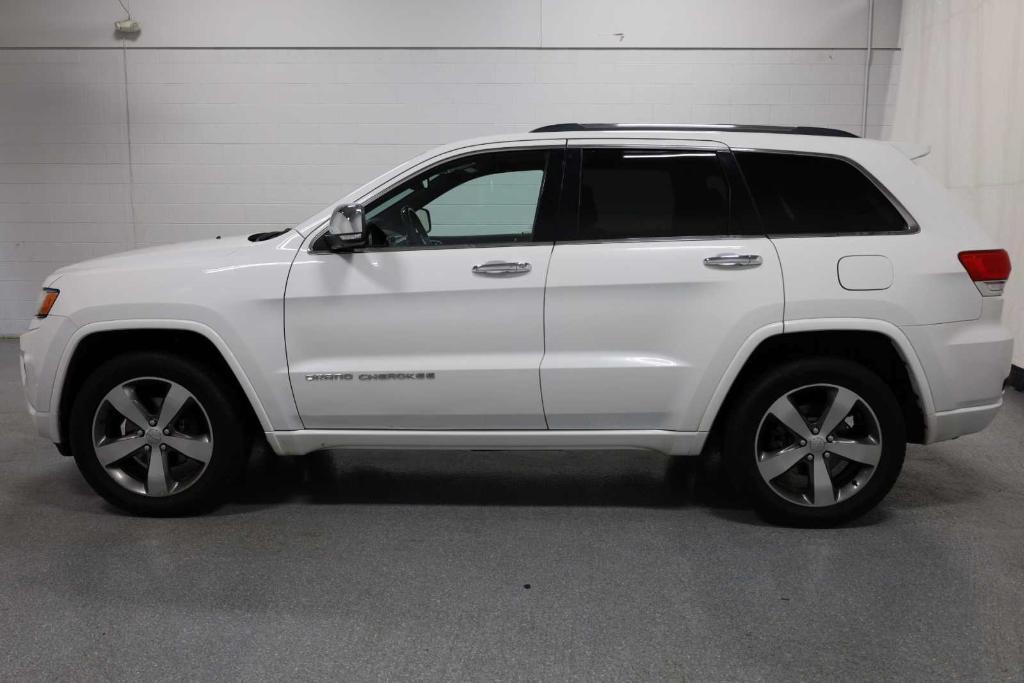 used 2014 Jeep Grand Cherokee car, priced at $13,524