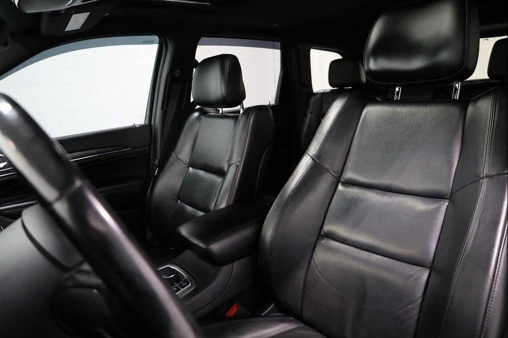 used 2021 Jeep Grand Cherokee car, priced at $20,495