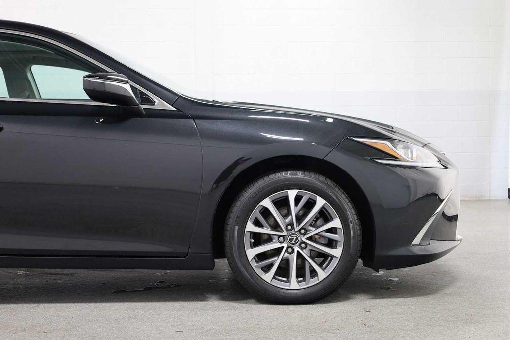 used 2023 Lexus ES 250 car, priced at $33,999