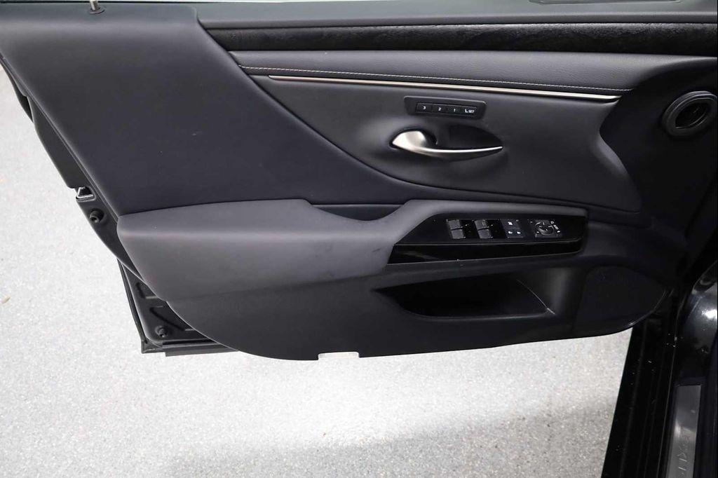 used 2023 Lexus ES 250 car, priced at $33,999