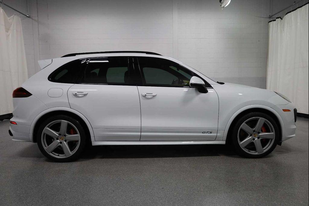 used 2018 Porsche Cayenne car, priced at $37,495