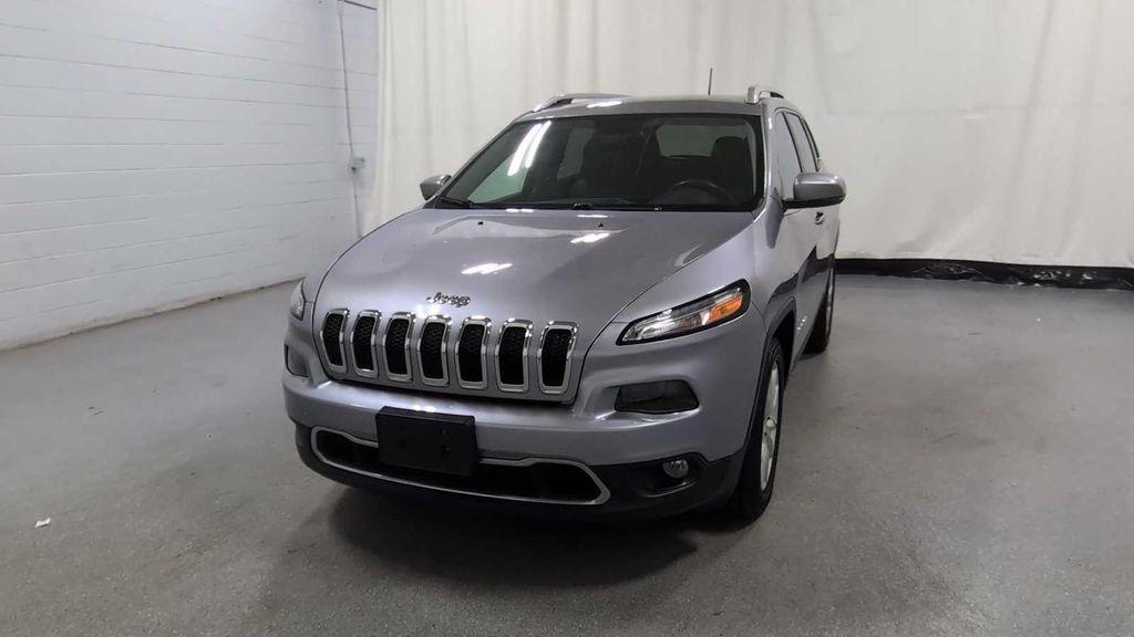 used 2016 Jeep Cherokee car, priced at $10,995