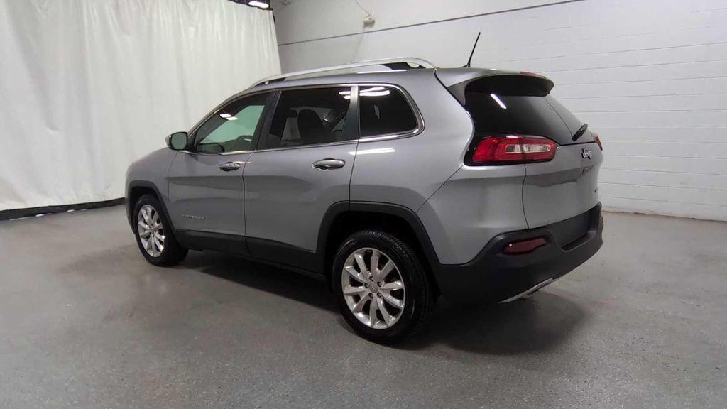 used 2016 Jeep Cherokee car, priced at $10,995