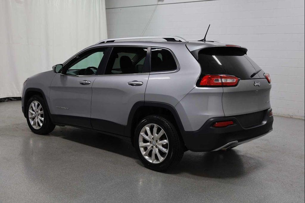 used 2016 Jeep Cherokee car, priced at $10,995