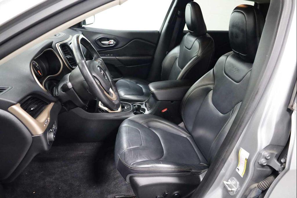 used 2016 Jeep Cherokee car, priced at $10,995