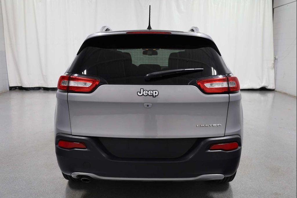 used 2016 Jeep Cherokee car, priced at $10,995
