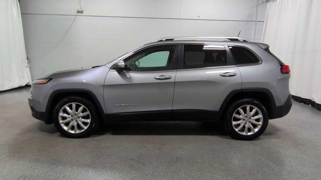 used 2016 Jeep Cherokee car, priced at $10,995