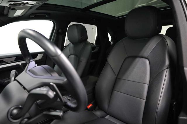 used 2024 Porsche Cayenne car