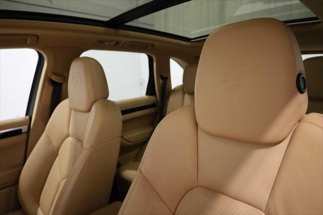 used 2014 Porsche Cayenne car
