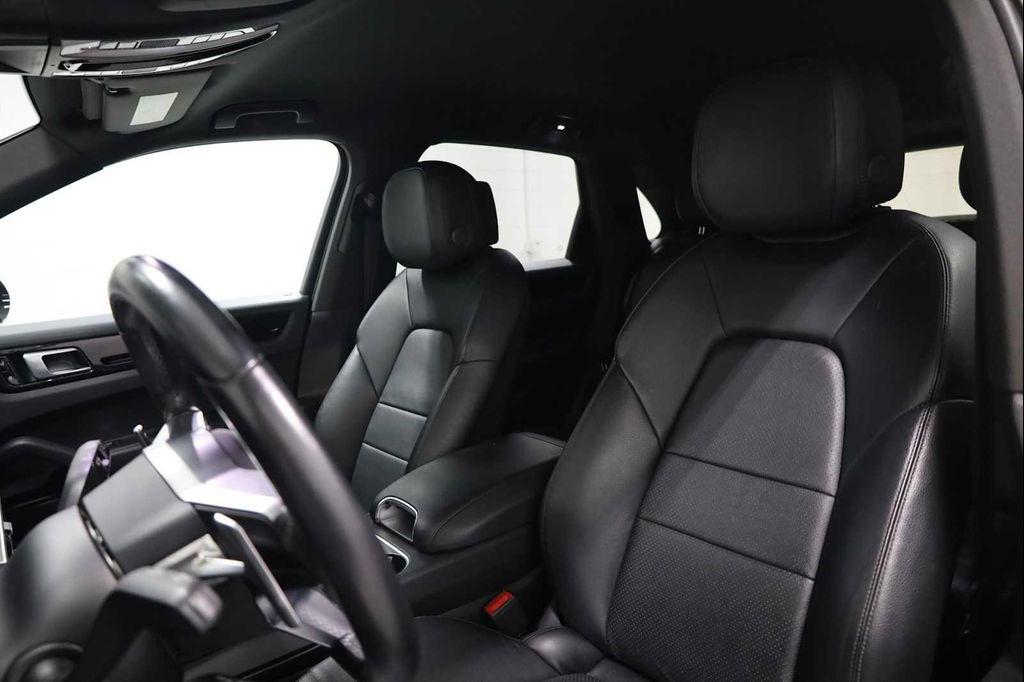 used 2020 Porsche Cayenne car