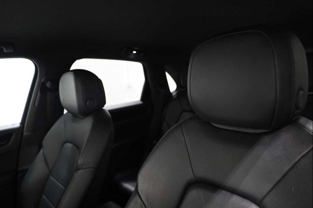 used 2020 Porsche Cayenne car