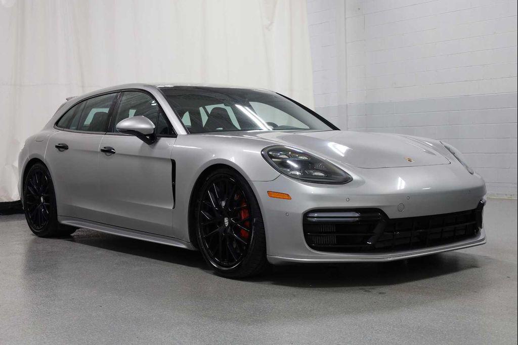 used 2018 Porsche Panamera car