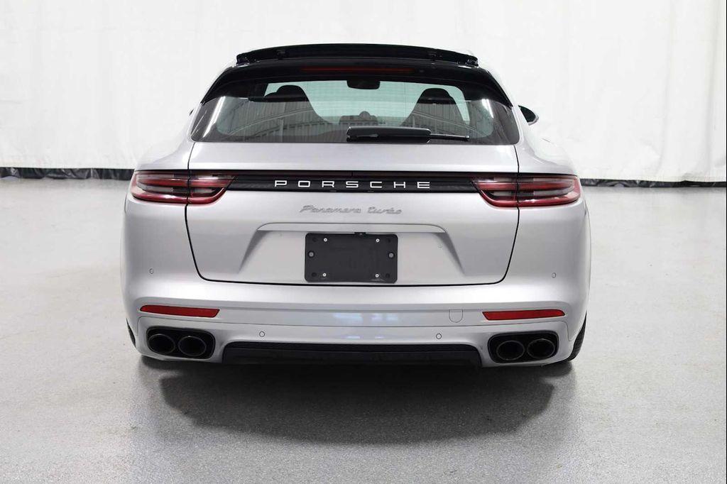 used 2018 Porsche Panamera car