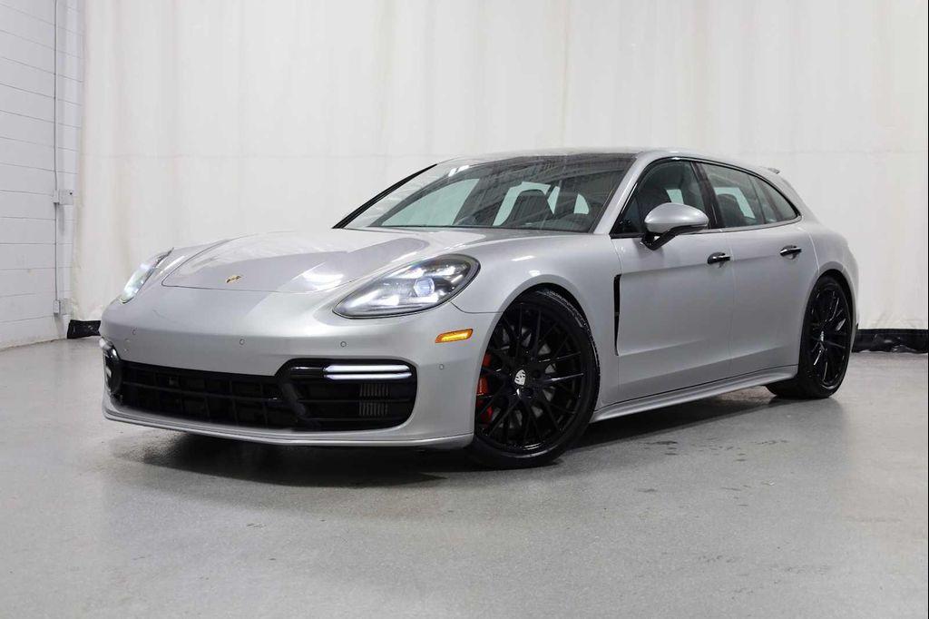 used 2018 Porsche Panamera car