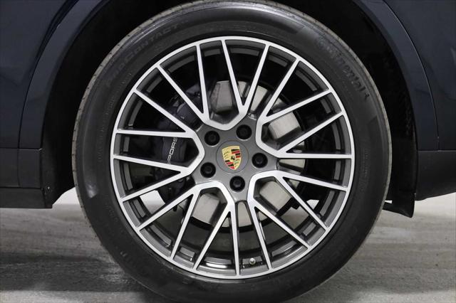 used 2021 Porsche Cayenne E-Hybrid car, priced at $64,999