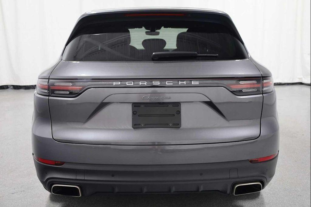 used 2022 Porsche Cayenne car