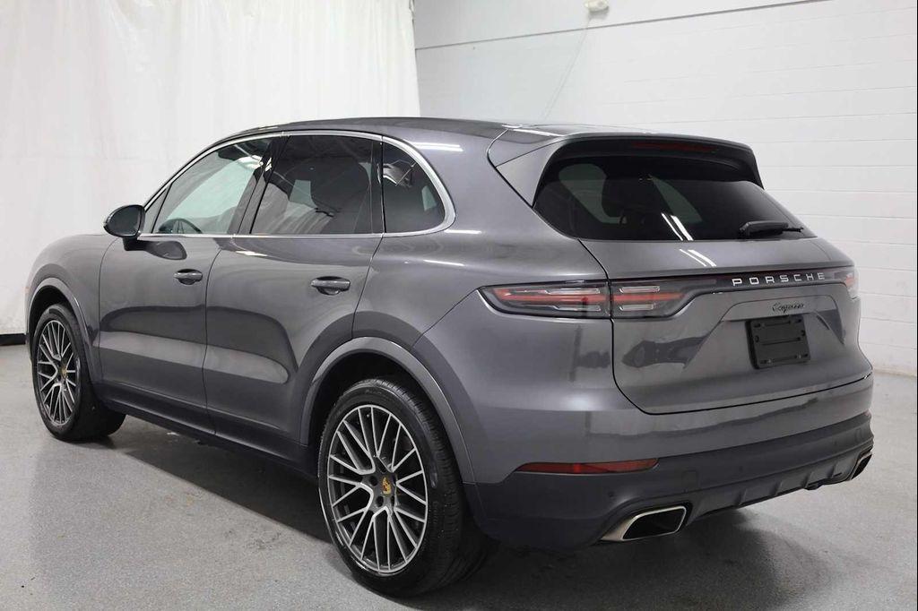 used 2022 Porsche Cayenne car
