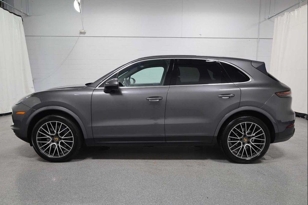 used 2022 Porsche Cayenne car