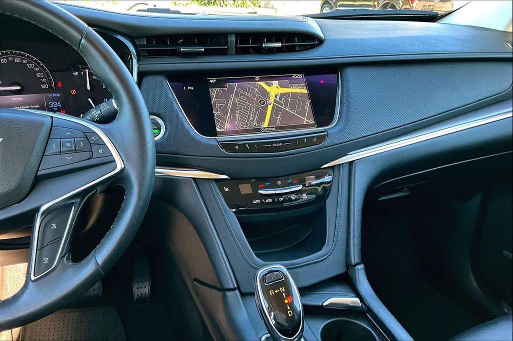 used 2017 Cadillac XT5 car, priced at $16,971