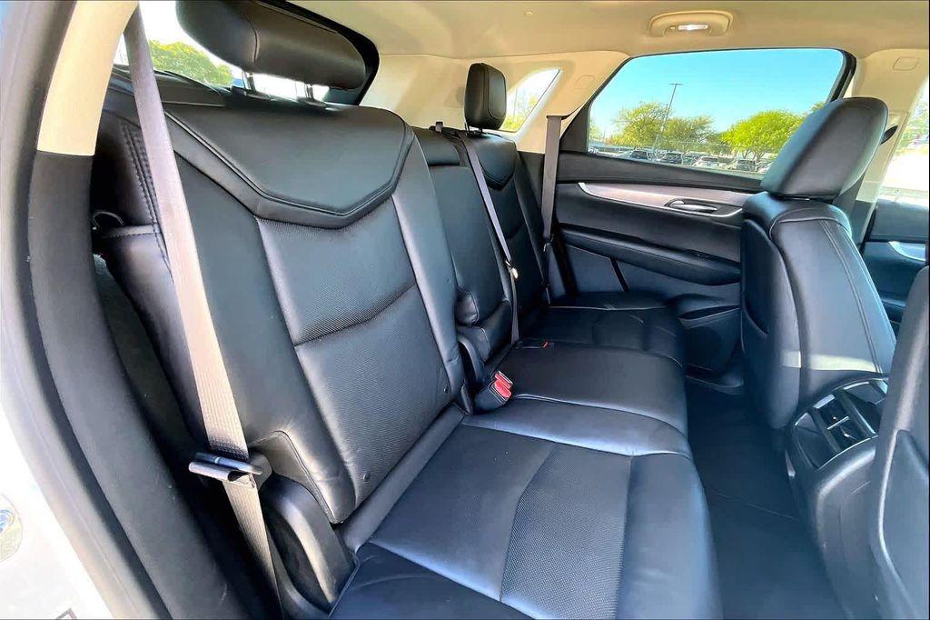 used 2017 Cadillac XT5 car, priced at $16,971