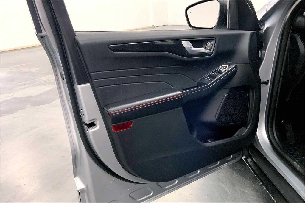 used 2023 Ford Escape car, priced at $22,582
