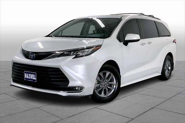 used 2022 Toyota Sienna car, priced at $38,971