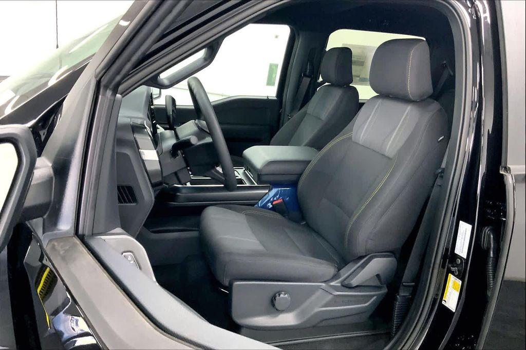 new 2025 Ford F-150 car, priced at $50,670
