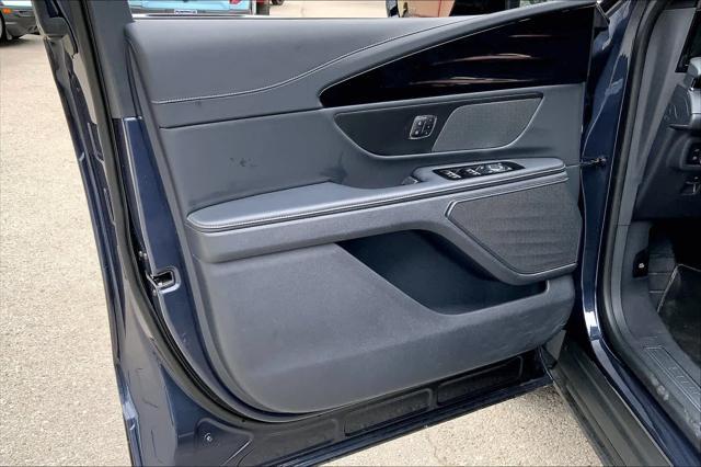 used 2024 Lincoln Nautilus car, priced at $48,583