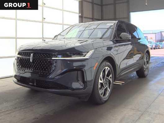 used 2024 Lincoln Nautilus car, priced at $49,971