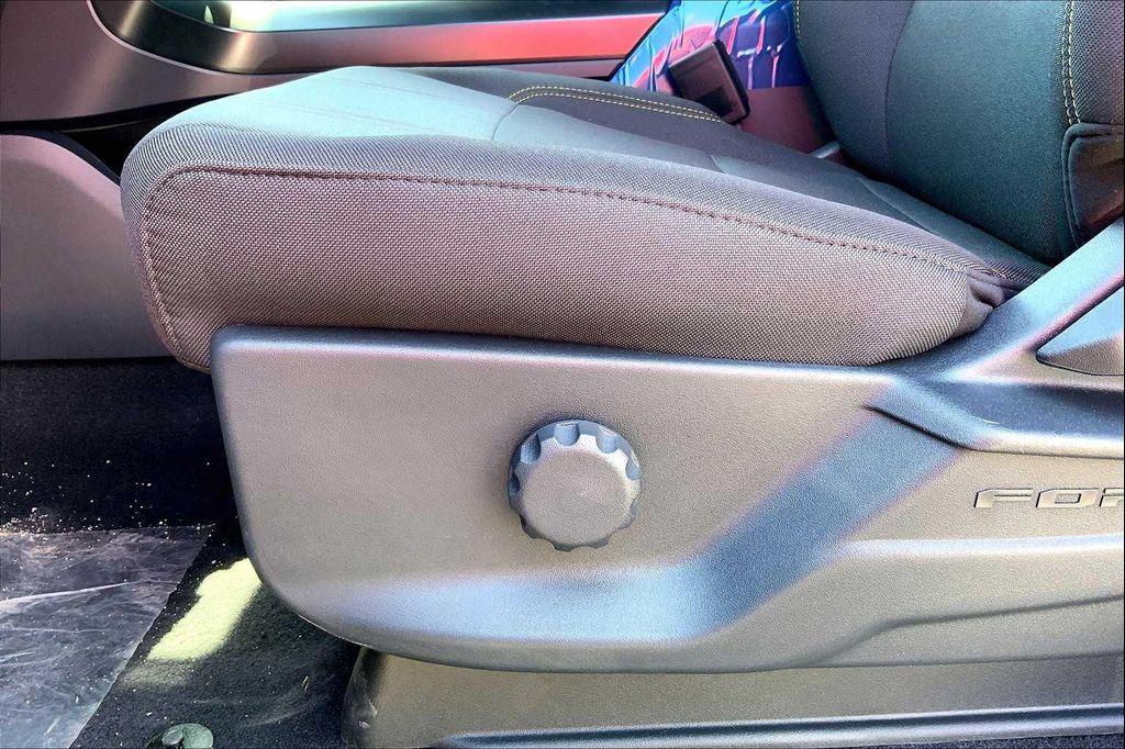 new 2025 Ford F-150 car, priced at $52,575