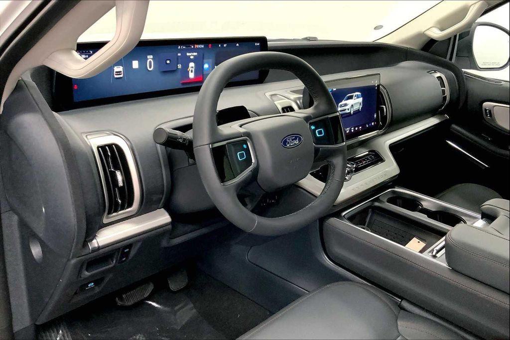 new 2025 Ford Expedition Max car, priced at $68,764